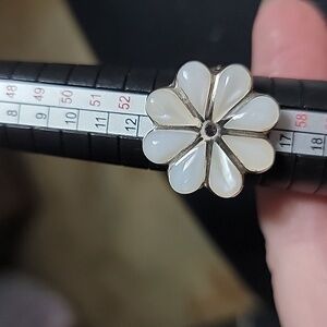 Mother of Pearl Sterling Silver stamped 925 Size 7 Mexico